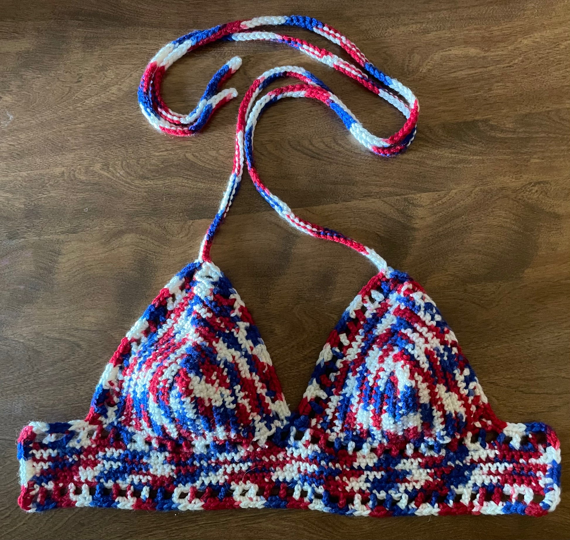 miss independent lilly top