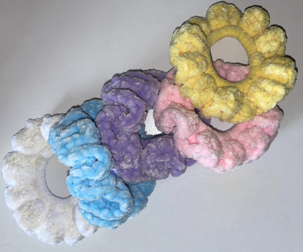 velvet scrunchies set